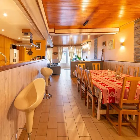 - Entre Gaume Et Ardenne, Cleaning Included