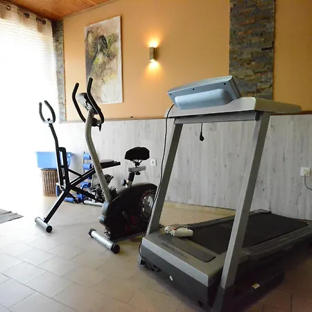 - Entre Gaume Et Ardenne, Cleaning Included * フロロンヴィル